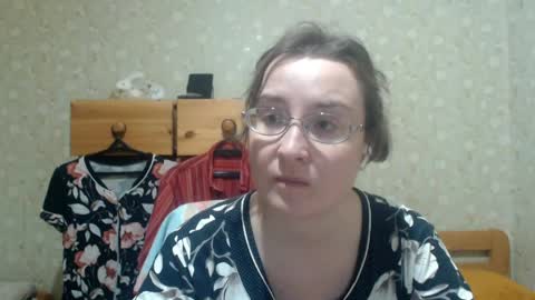 smart_rose online show from 04-13-26, 08:58