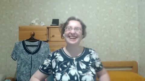 smart_rose online show from 04-15-26, 09:26