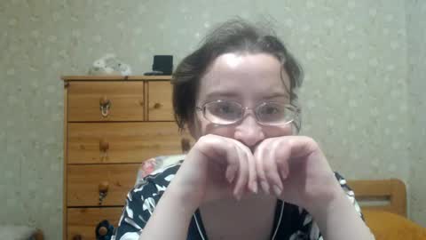 smart_rose online show from 04-17-26, 05:49