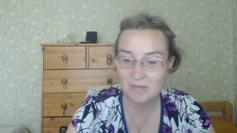 smart_rose online show from 07-18-26, 12:09