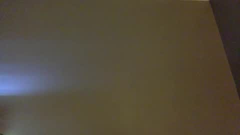 Snapshot of smashslug chatting on 12-26-24, 03:38 Sluggie online show from 12-26-24, 03:38