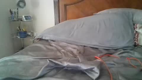 Snapshot of smeagok chatting on 07-31-26, 11:37 smeagok online show from 07-31-26, 11:37