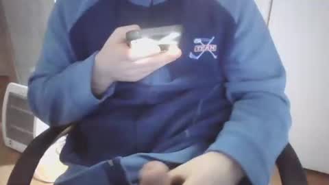 Snapshot of smeldick chatting on 03-19-26, 05:17 smeldick online show from 03-19-26, 05:17