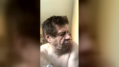 smelycat3046 online show from 04-26-26, 05:21