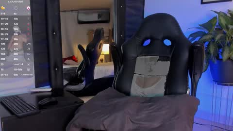 Jade Smiith online show from 10-27-25, 11:31