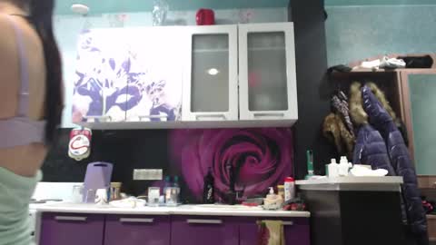 smile_cute_fox online show from 12-07-24, 06:04