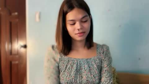 Snapshot of smile_sunshinex chatting on 11-26-25, 08:26 call me sunshine online show from 11-26-25, 08:26