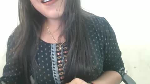 smiley online show from 03-25-26, 06:41