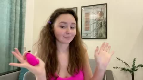 smiling_riddle online show from 04-04-26, 11:18