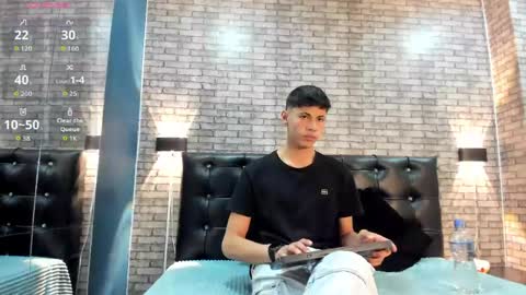 Snapshot of smith_luxe chatting on 05-11-26, 07:44 Smith online show from 05-11-26, 07:44