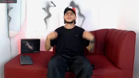 777 online show from 04-12-26, 01:54