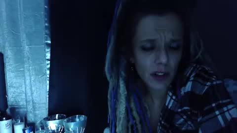 Snapshot of smokeingbitch420 chatting on 02-05-26, 07:02 love bug online show from 02-05-26, 07:02