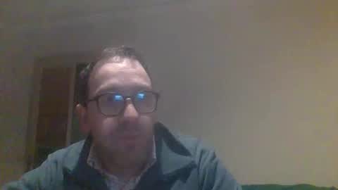 Snapshot of smokered100s chatting on 01-07-26, 06:21 luca online show from 01-07-26, 06:21