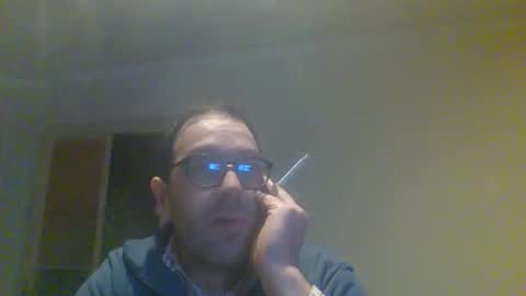 Snapshot of smokered100s chatting on 01-08-26, 07:05 luca online show from 01-08-26, 07:05