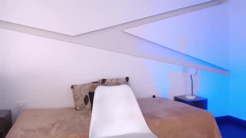 Ethan online show from 01-15-26, 02:43