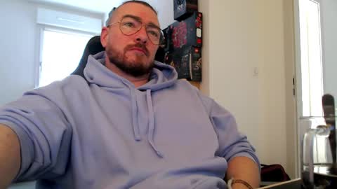 AllDayIDream online show from 04-22-26, 05:54