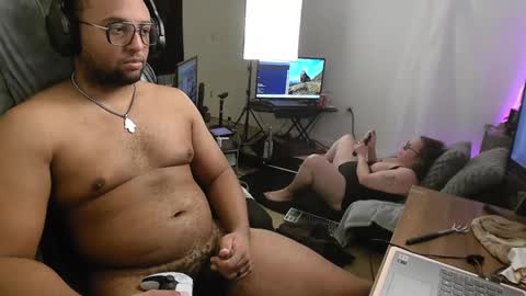 Snapshot of smoothj2015 chatting on 01-29-25, 12:24 Smoothj2011 online show from 01-29-25, 12:24