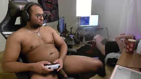 Snapshot of smoothj2015 chatting on 02-02-25, 01:08 Smoothj2011 online show from 02-02-25, 01:08