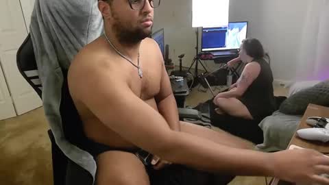 Snapshot of smoothj2015 chatting on 02-05-25, 09:57 Smoothj2011 online show from 02-05-25, 09:57