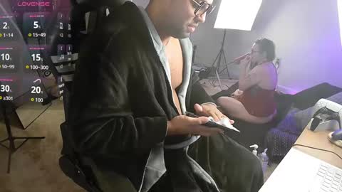 Snapshot of smoothj2015 chatting on 09-28-25, 07:47 Smoothj2011 online show from 09-28-25, 07:47