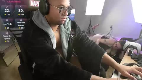 Snapshot of smoothj2015 chatting on 10-20-25, 08:26 Smoothj2011 online show from 10-20-25, 08:26