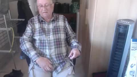 Snapshot of smoothmutton chatting on 03-21-26, 03:37 smoothmutton online show from 03-21-26, 03:37