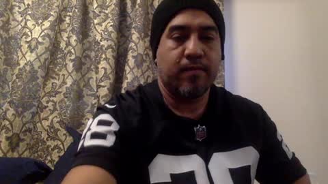 Snapshot of smoothstrik3r chatting on 09-23-25, 01:36 smoothstrik3r online show from 09-23-25, 01:36