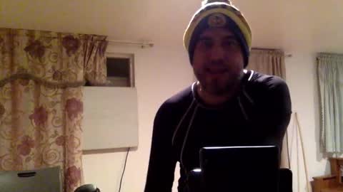 Snapshot of smoothstrik3r chatting on 10-22-25, 12:38 smoothstrik3r online show from 10-22-25, 12:38