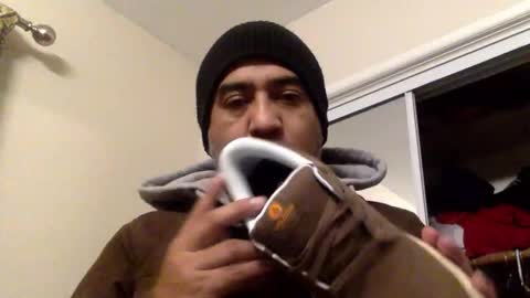 Snapshot of smoothstrik3r chatting on 11-26-25, 02:18 smoothstrik3r online show from 11-26-25, 02:18