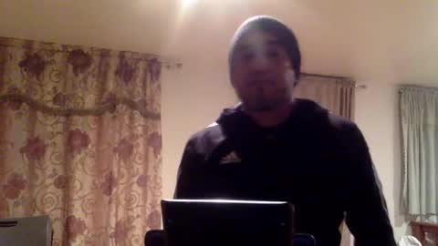 Snapshot of smoothstrik3r chatting on 12-03-25, 12:58 smoothstrik3r online show from 12-03-25, 12:58