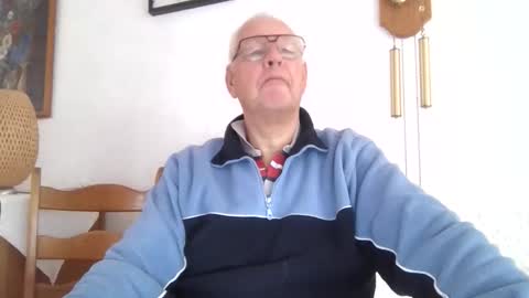 Snapshot of smoothy5460 chatting on 10-22-25, 01:11 smoothy5460 online show from 10-22-25, 01:11