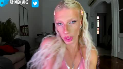   online show from 02-08-25, 11:13