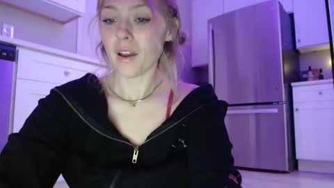 Snapshot of sneakyalicek chatting on 02-20-26, 07:14 sneakyalicek online show from 02-20-26, 07:14