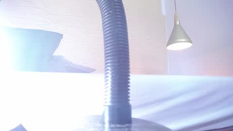 Snapshot of sneakyy_fantasy chatting on 12-21-24, 07:35 Hellen  online show from 12-21-24, 07:35