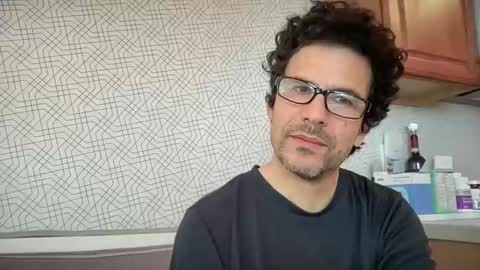 Snapshot of snfrisco76 chatting on 11-07-25, 04:51 snfrisco76 online show from 11-07-25, 04:51