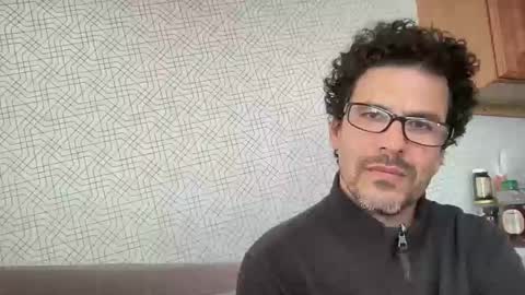 Snapshot of snfrisco76 chatting on 03-29-26, 05:02 snfrisco76 online show from 03-29-26, 05:02