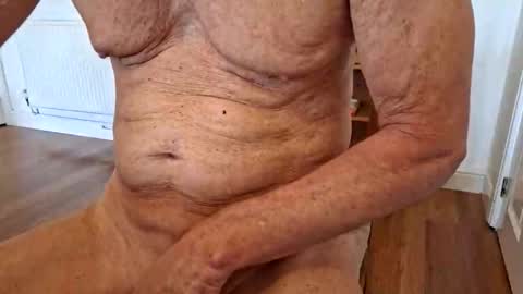 Snooty online show from 09-11-25, 12:38