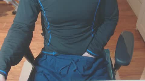 Snapshot of snooze85 chatting on 12-23-24, 04:44 Cbt-Slave online show from 12-23-24, 04:44