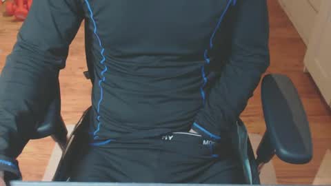 Snapshot of snooze85 chatting on 10-06-25, 04:21 Cbt-Slave online show from 10-06-25, 04:21