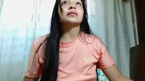 Snapshot of snow_47 chatting on 01-13-25, 02:00 snow_47 online show from 01-13-25, 02:00