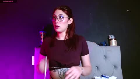 IG     OF red moonn online show from 04-09-26, 06:02