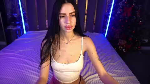 snow_whiteeex online show from 12-20-25, 06:42