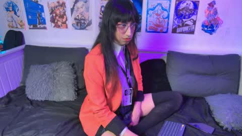 Snow and Bubble online show from 06-06-26, 04:55
