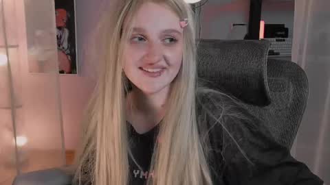 Ellie online show from 05-24-26, 05:34