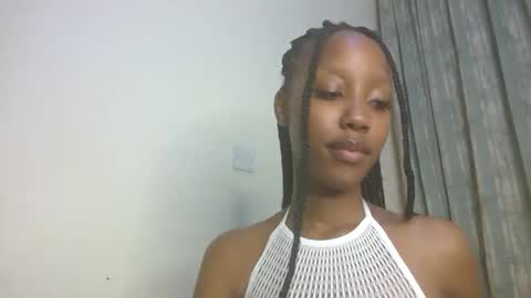 snowfox254 online show from 10-10-25, 08:41