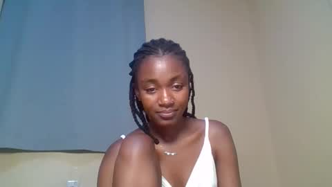 Snowie eyes online show from 11-05-25, 09:48