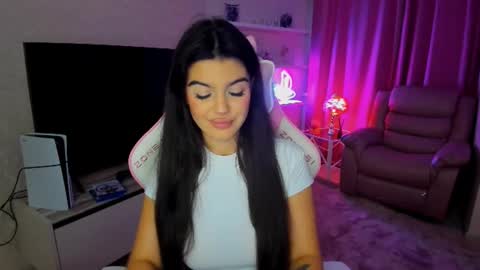 snowingwinter online show from 09-11-25, 03:28