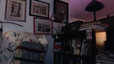 Snapshot of so_erotic_sub chatting on 11-05-25, 05:18 ImYourBitch online show from 11-05-25, 05:18