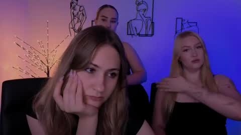 Snapshot of so_hot_rosalie chatting on 07-16-26, 07:09 so_hot_rosalie online show from 07-16-26, 07:09