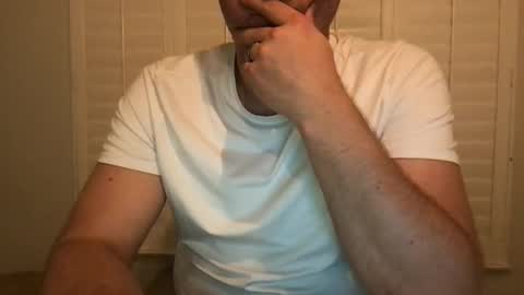 Snapshot of socal805c chatting on 11-09-25, 01:48 chris online show from 11-09-25, 01:48